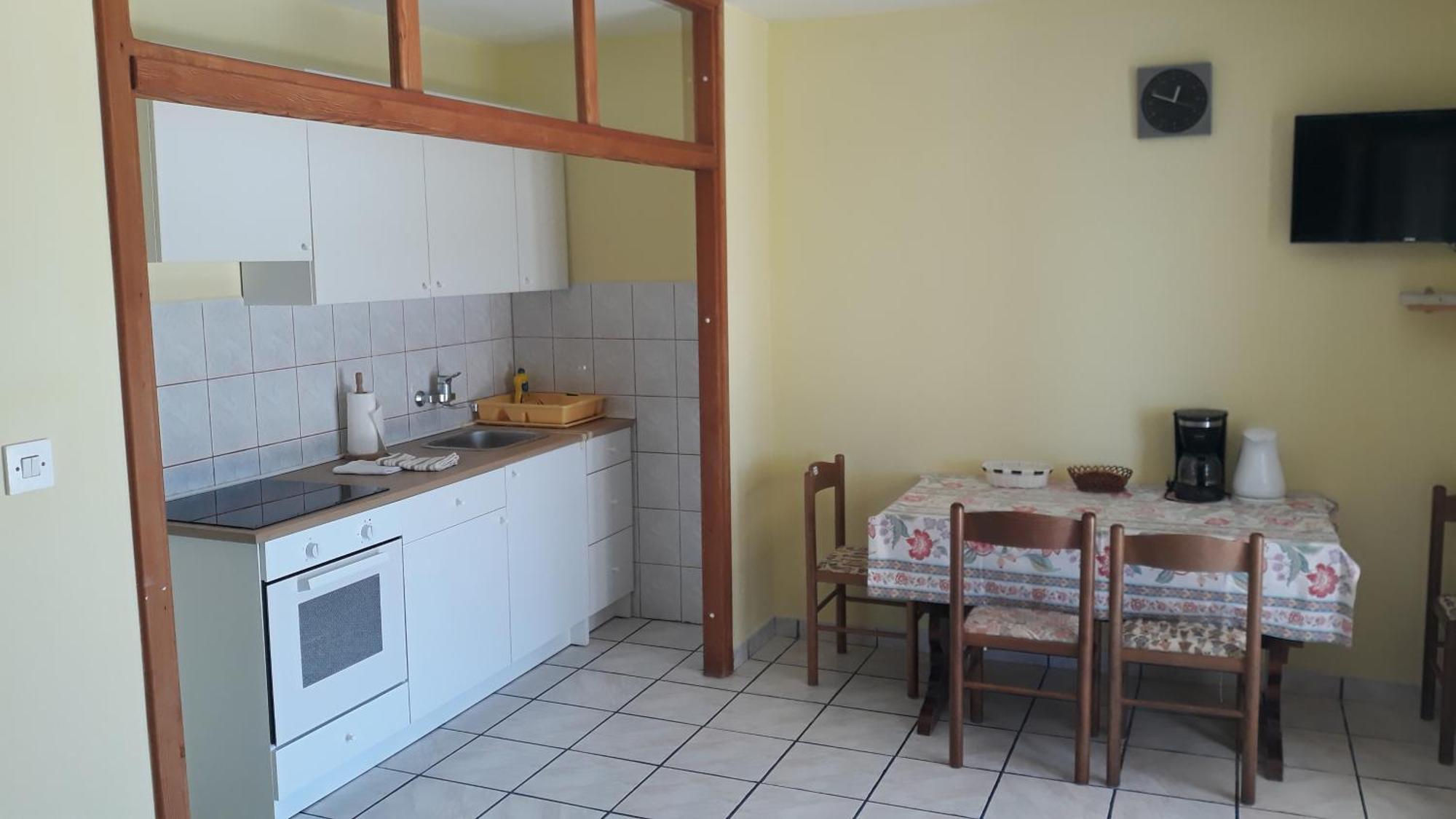 Apartments Penovic プリズバ エクステリア 写真